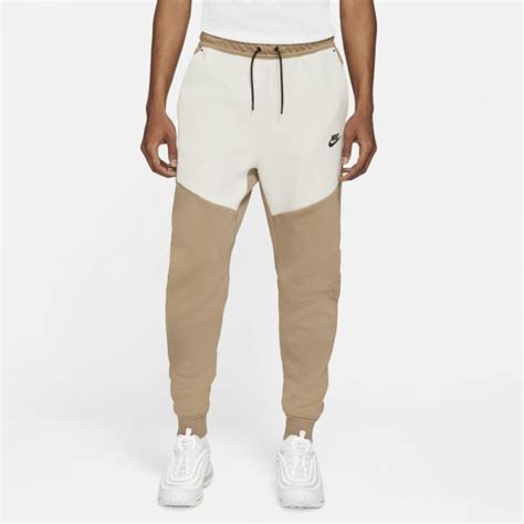 nike tech broek bruin wit|Nike Factory Stores.